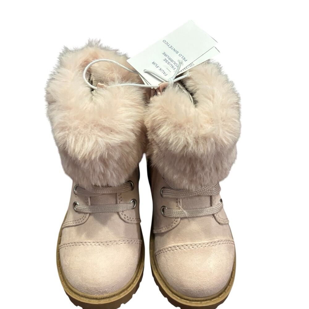 Old Navy NWT Size 6 fur lined girls boots